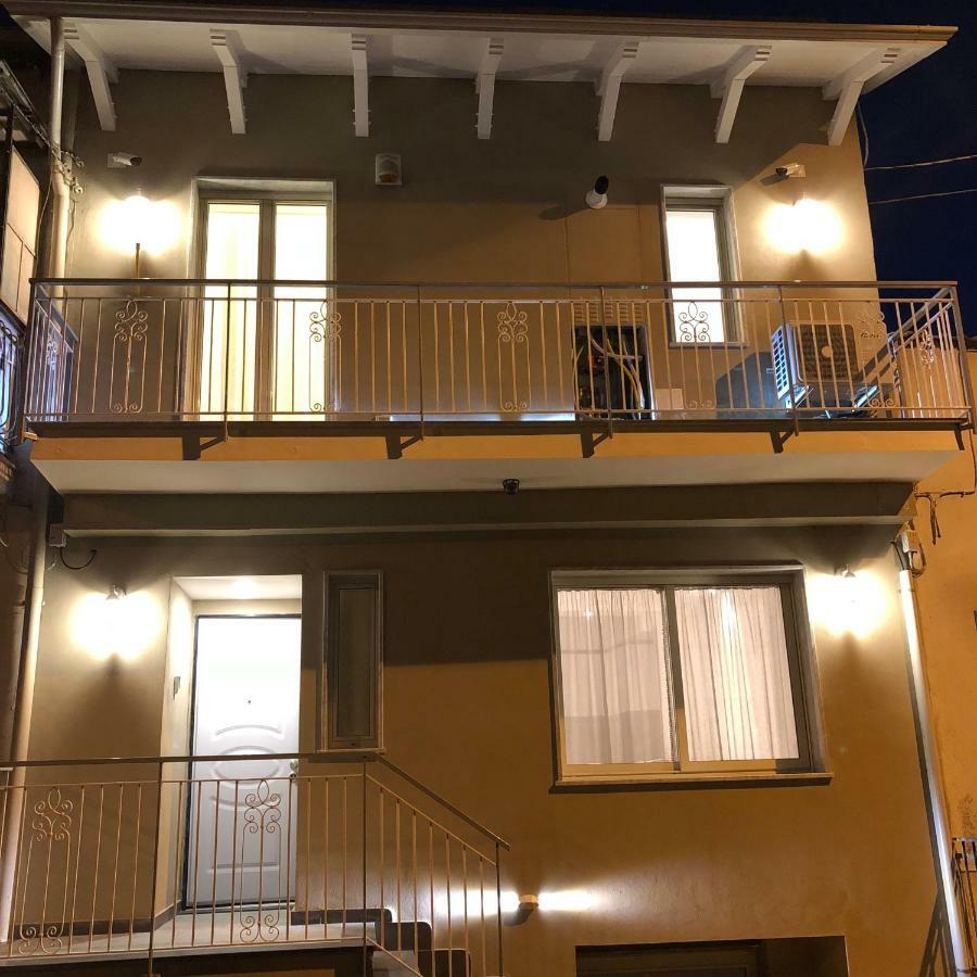 Edera E Camelie Bed & Breakfast Pompei Exterior photo